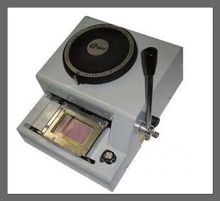 供应四川成都易卡得300-pvc卡手动凸字打码机,高效便捷的办公文教设备